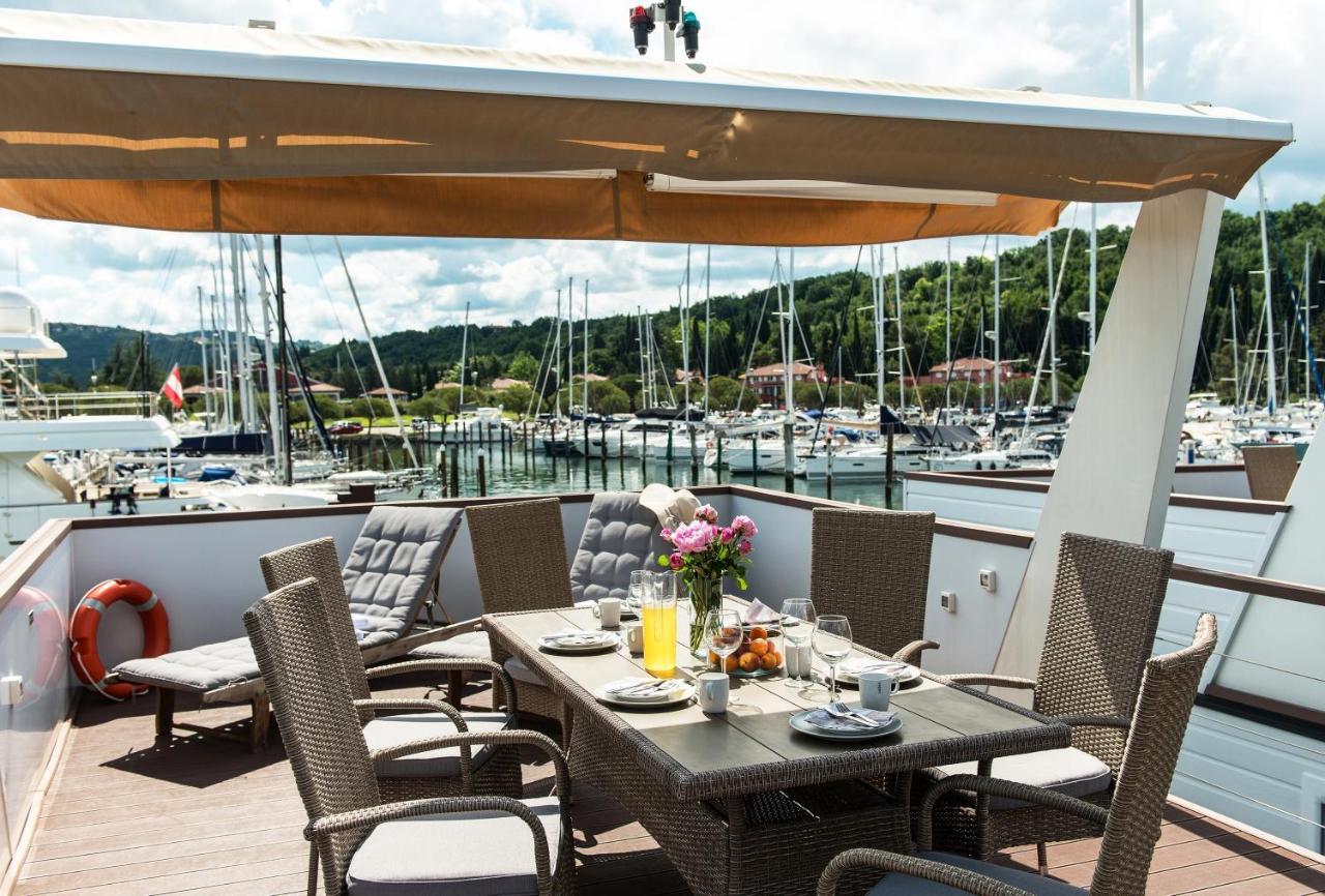 포르토로즈 Marina Luxury Houseboat Olive 빌라 외부 사진