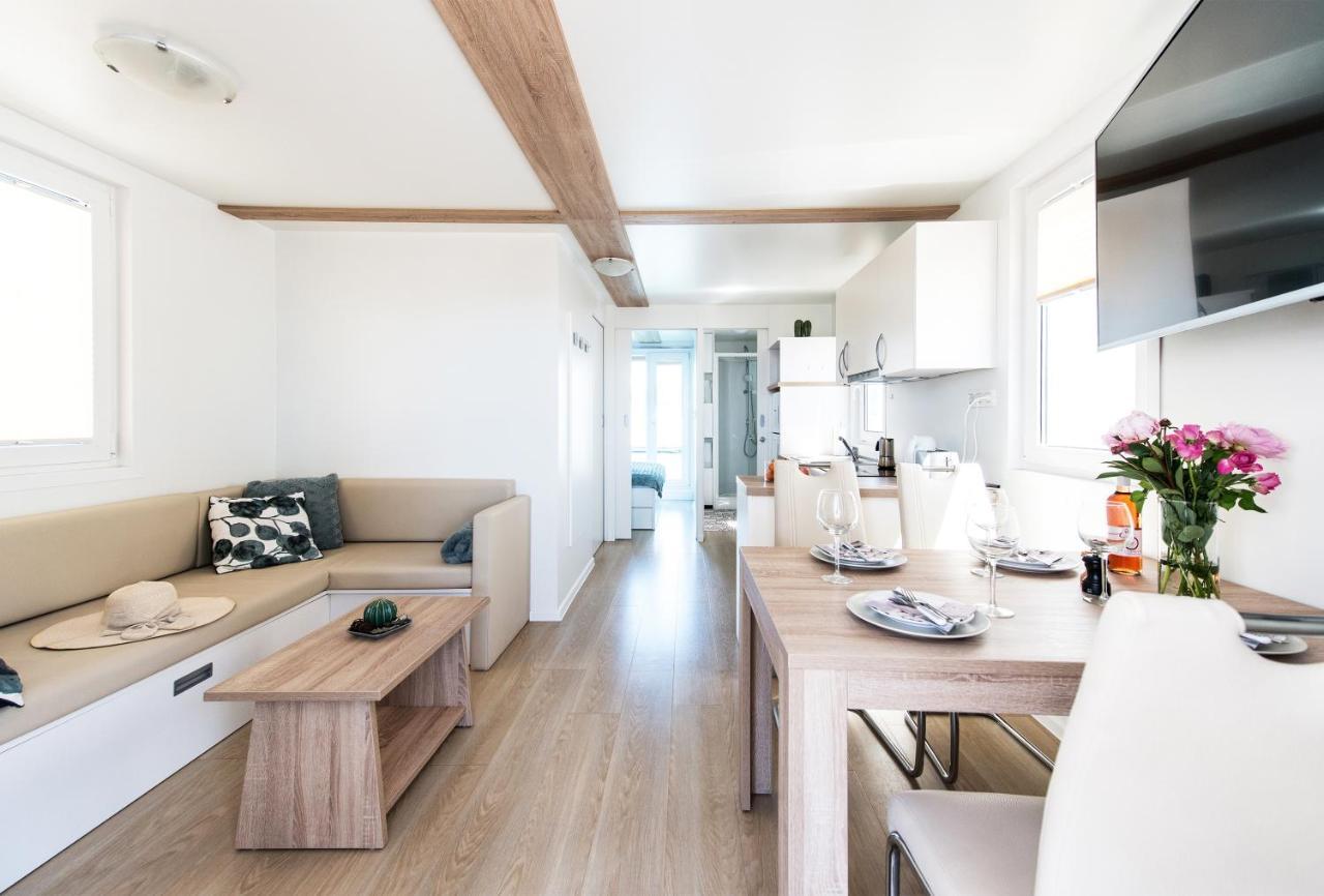 포르토로즈 Marina Luxury Houseboat Olive 빌라 외부 사진