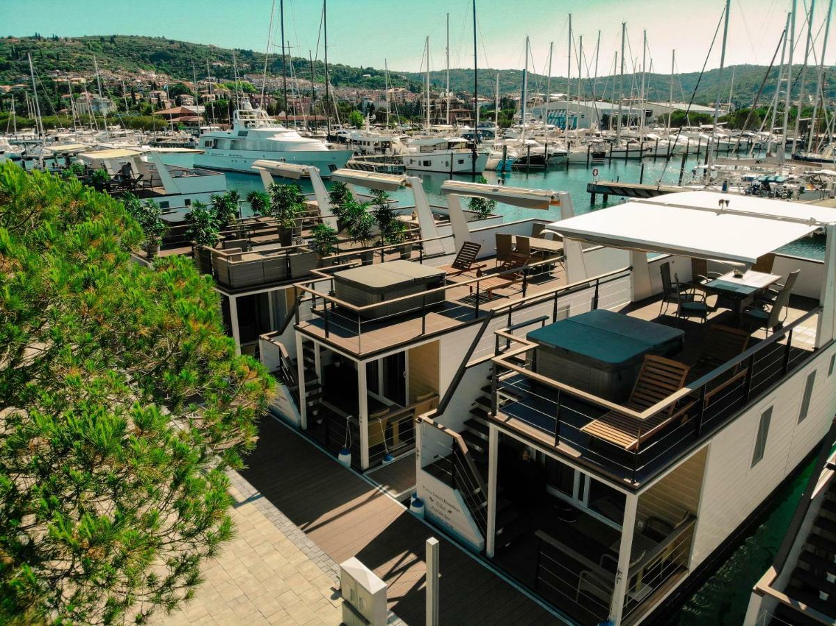 포르토로즈 Marina Luxury Houseboat Olive 빌라 외부 사진